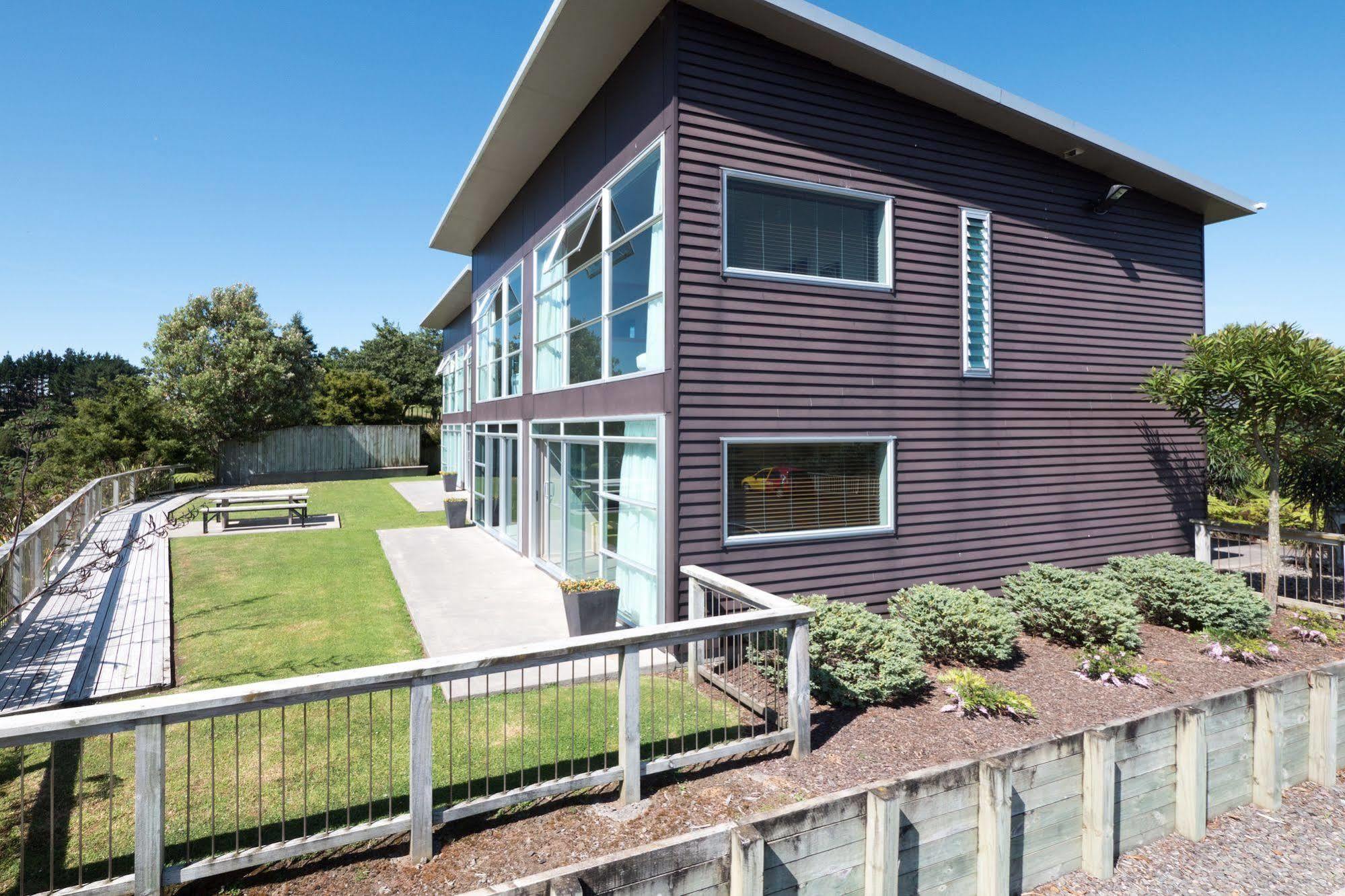 One Burgess Hill Aparthotel New Plymouth Buitenkant foto