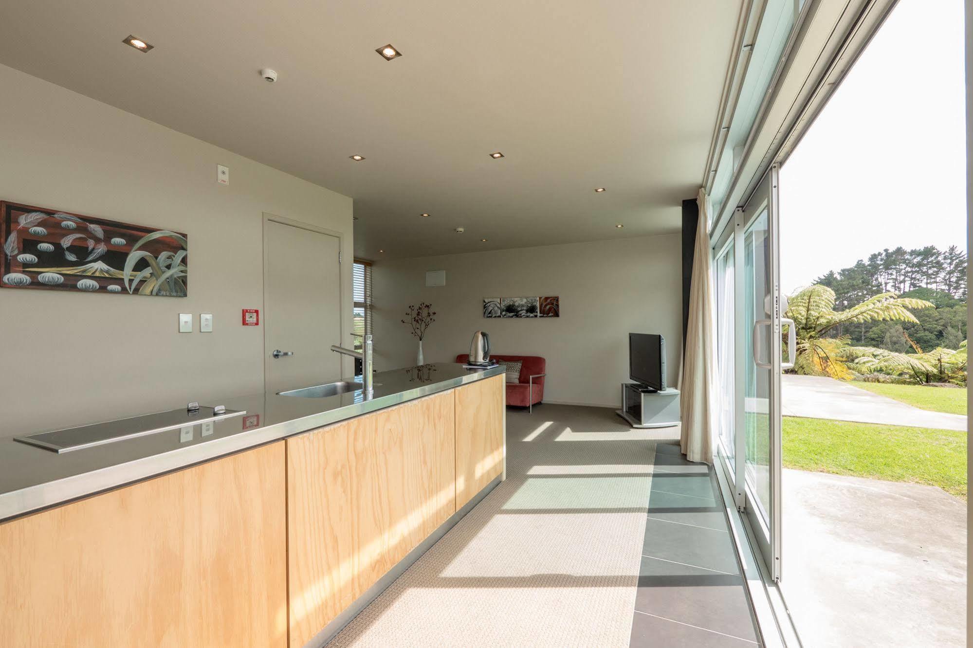 One Burgess Hill Aparthotel New Plymouth Buitenkant foto